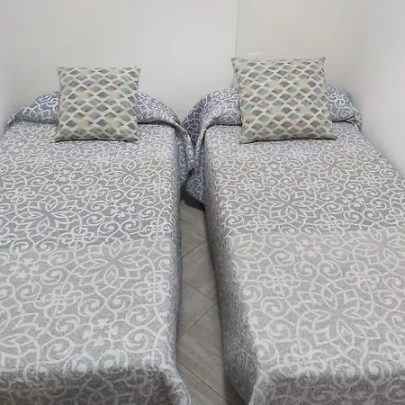 公寓 Apartamento Nati 坎德拉里亚